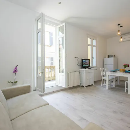 Apartamento Collegio Dei Dottori Lake Como